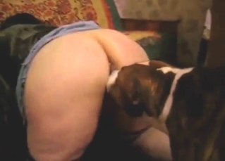 Round booty babe is about to get rammed deeper