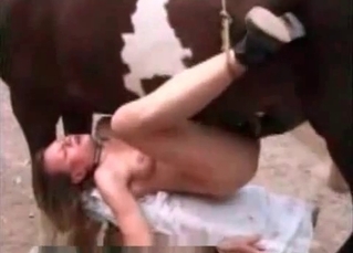 Skinny lass pounded by her horse
